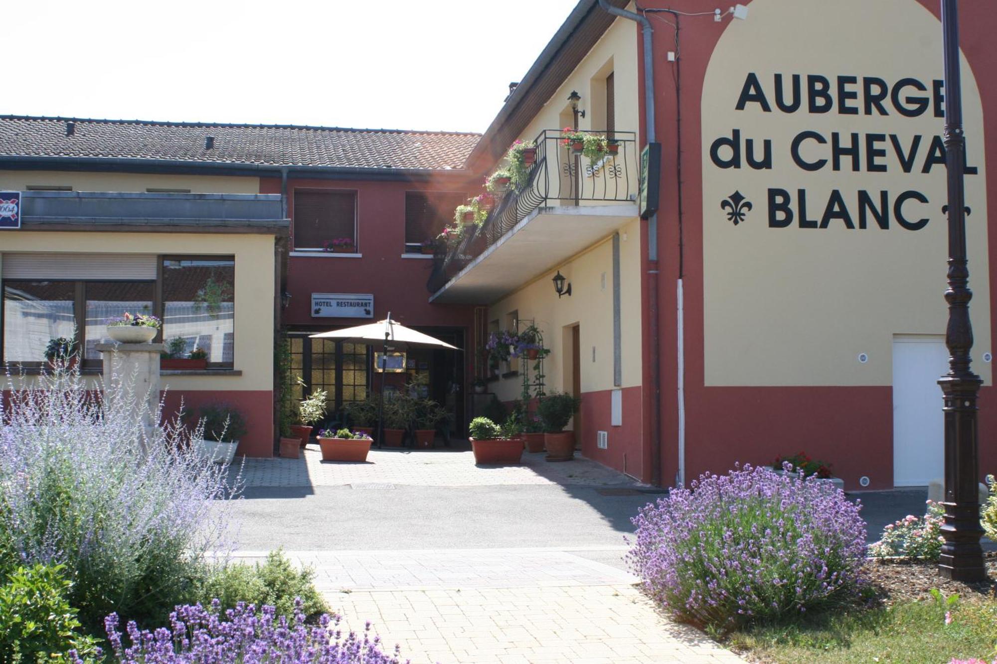 Auberge Du Cheval Blanc Logis Chamouilley Exterior photo